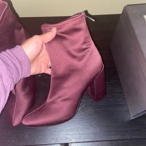 Size 8 Jessica Simpson maroon/purple boots, like new!